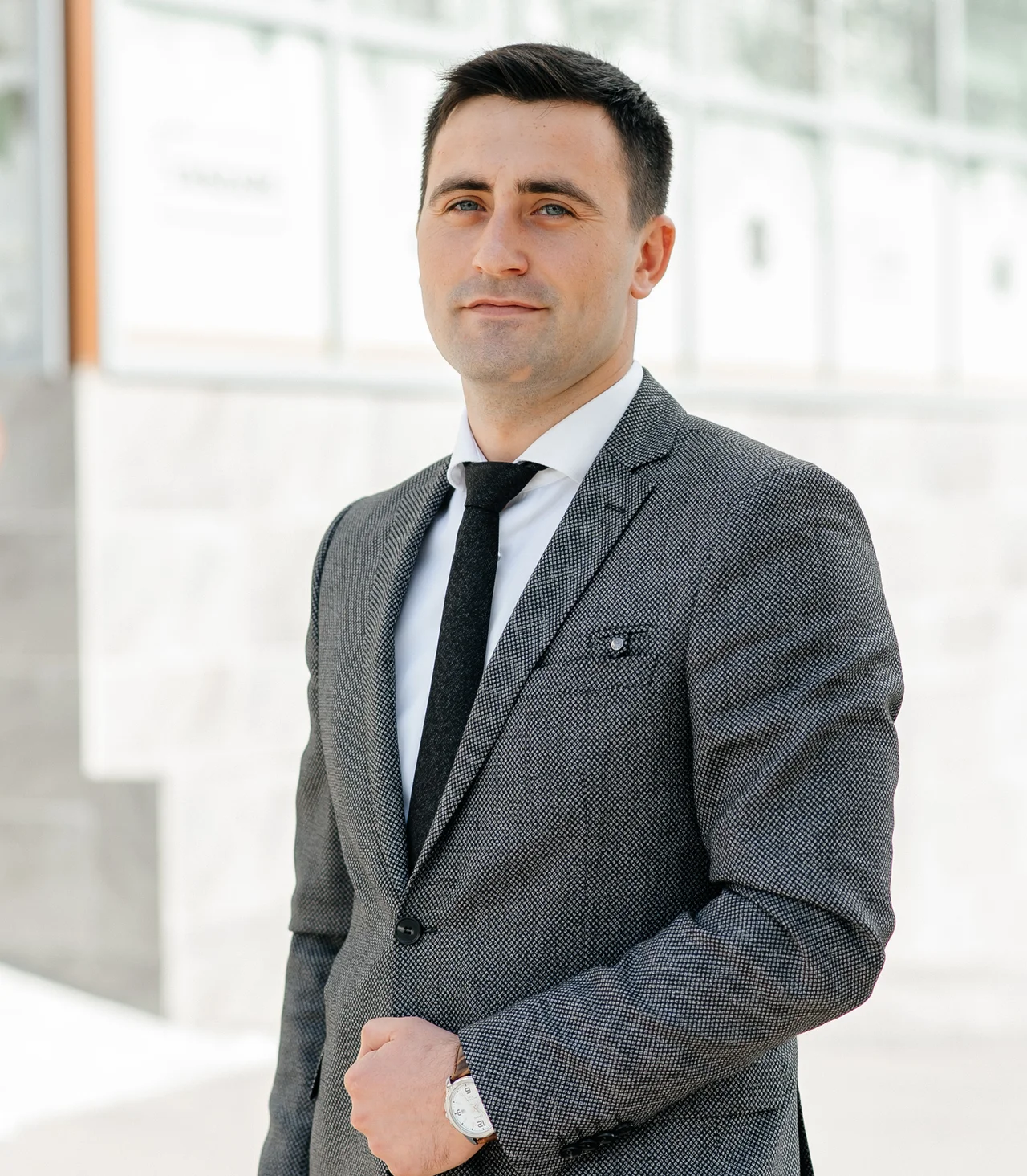 Dan S.