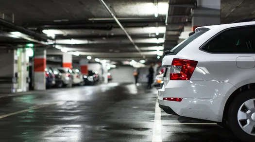 Влияние парковки на стоимость квартиры