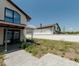 Дом, КОЖУШНА