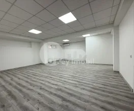 Oficiu, Centru, PETRU RAREȘ