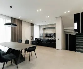 Дом, Ботаника, ПЭШУНИЛОР