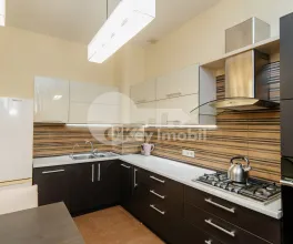 Apartament, Centru, PETRU RAREȘ