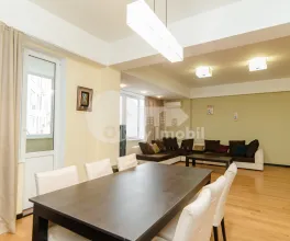 Apartament, Centru, PETRU RAREȘ