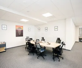 Офис, Центр, МИХАЙ ВИТЯЗУЛ