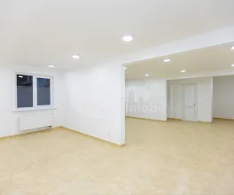 Oficiu, Centru, VALEA TRANDAFIRILOR