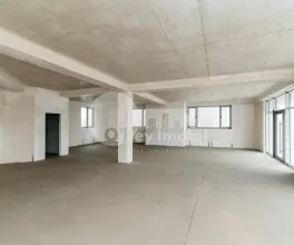 Spațiu comercial, DUMBRAVA