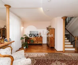 Casă, Buiucani, PARIS