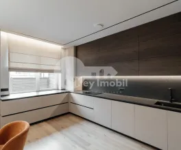 Casă, Centru, LACULUI