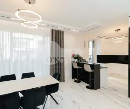 Дом, Ботаника, ПЭШУНИЛОР