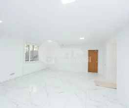 Spațiu comercial, Râșcani, MIRON COSTIN