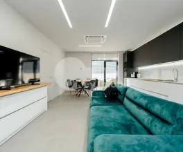 Casă, Centru, CAIȘILOR