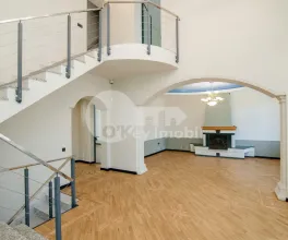 Oficiu, Buiucani, PARIS