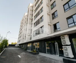 Spațiu comercial, DUMBRAVA