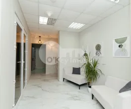 Oficiu, Centru, PETRU MOVILĂ