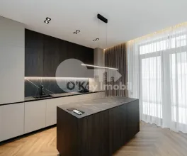 Townhouse, Centru, DÎMBULUI