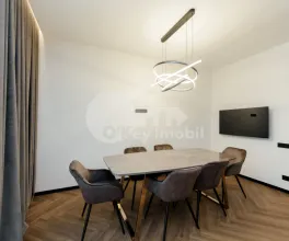 Townhouse, Centru, DÎMBULUI