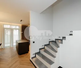 Townhouse, Centru, DÎMBULUI