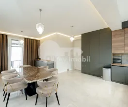 Penthouse, Botanica, BUREBISTA