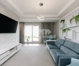 Apartament, Centru, MELESTIU