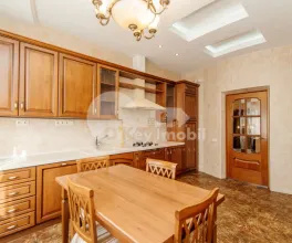 Casă, Buiucani, DONICI