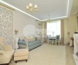 Casă, Centru, MOARA ROȘIE