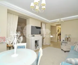 Casă, Centru, MOARA ROȘIE