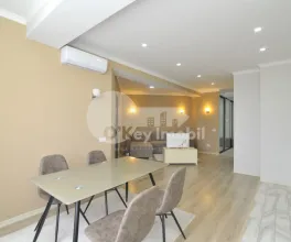 Apartament, Centru, MELESTIU