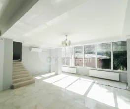 Oficiu, Centru, ROMANĂ