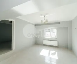 Oficiu, Centru, ROMANĂ