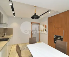 Apartament, Centru, MELESTIU