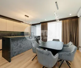 Townhouse, DURLEȘTI