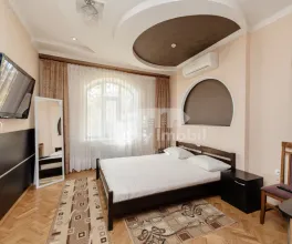 Spațiu comercial, Centru, VALERIU CUPCEA