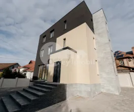 Дом, Кодру, ПЛАЮЛУЙ