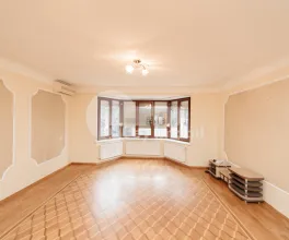 Комм. помещение, Рышкановка, СПАРТАКУС