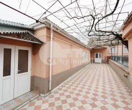 Дом, КРИУЛЯНЫ