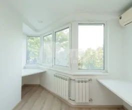 Квартира, Центр, НИКОЛАЕ ЙОРГА