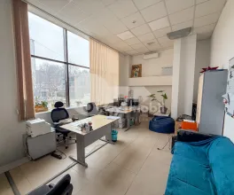 Spațiu comercial, Botanica, DECEBAL