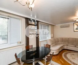 Apartament, Botanica, NICOLAE GRĂDESCU