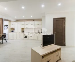 Apartament, Centru, MELESTIU