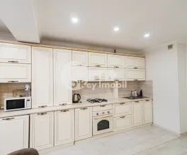 Apartament, Centru, MELESTIU