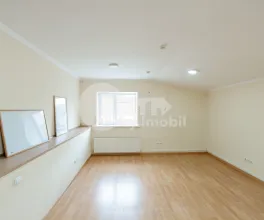 Oficiu, Centru, ALEXEI ȘCIUSEV