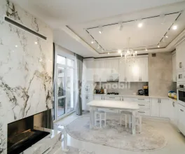 Casă, Centru, CIOCÂRLIEI