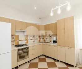 Casă, Centru, COJOCARILOR