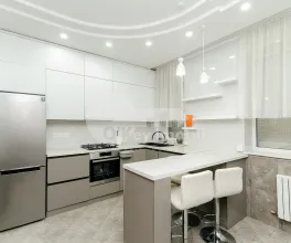 Casă, Botanica, CETATEA ALBĂ