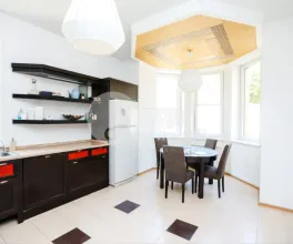 Casă, Centru, MALINA MICĂ