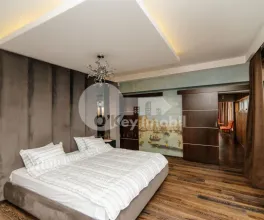 Пентхаус, Центр, ЛЕВ ТОЛСТОЙ