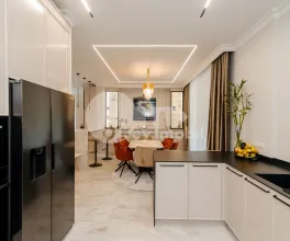 Дом, Ботаника, ПЭШУНИЛОР