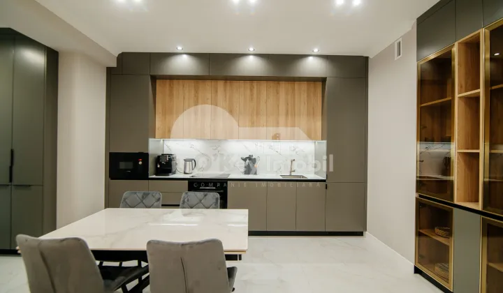 Квартира, Центр, ТРИКОЛОРУЛУЙ