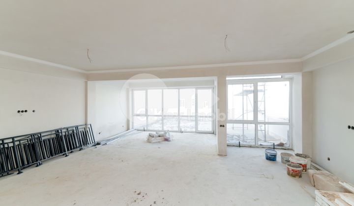 Таунхаус, КОЖУШНА