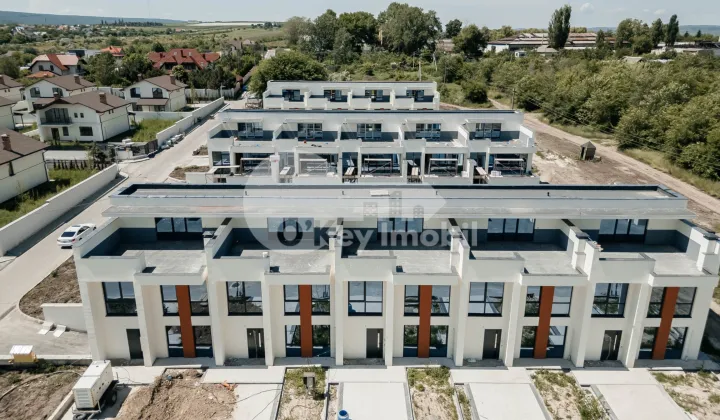 Таунхаус, КОЖУШНА